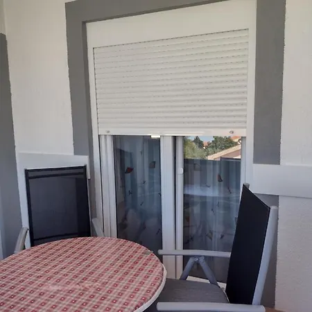 Apartment Marsa Medulin